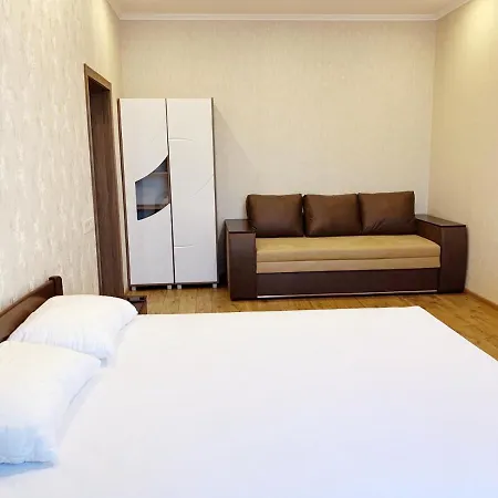 Rc Mandarin Apartman *